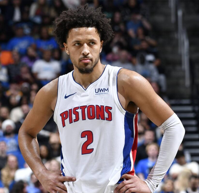 开云APp-小试牛刀！康宁汉姆首节6中4轻取11分