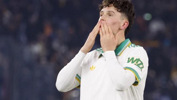 开云APp-罗马16岁小将阿雷纳：我永远不会忘记这个夜晚；偶像是大罗