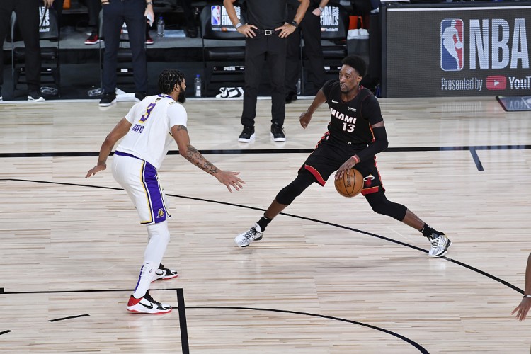 开云APp-韦德：事情没按预期发生就会被挑刺 比如阿德巴约&amp;湖人园区冠军