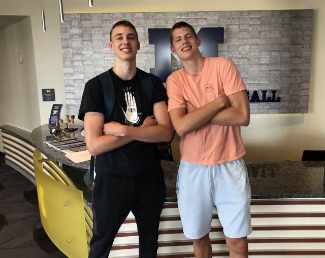 1631112199213084665.jpeg 9399043.jpeg