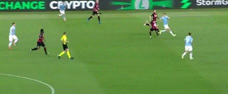 开云体育下载-【意甲】科雷亚双响因莫比莱破门 拉齐奥3比0AC米兰