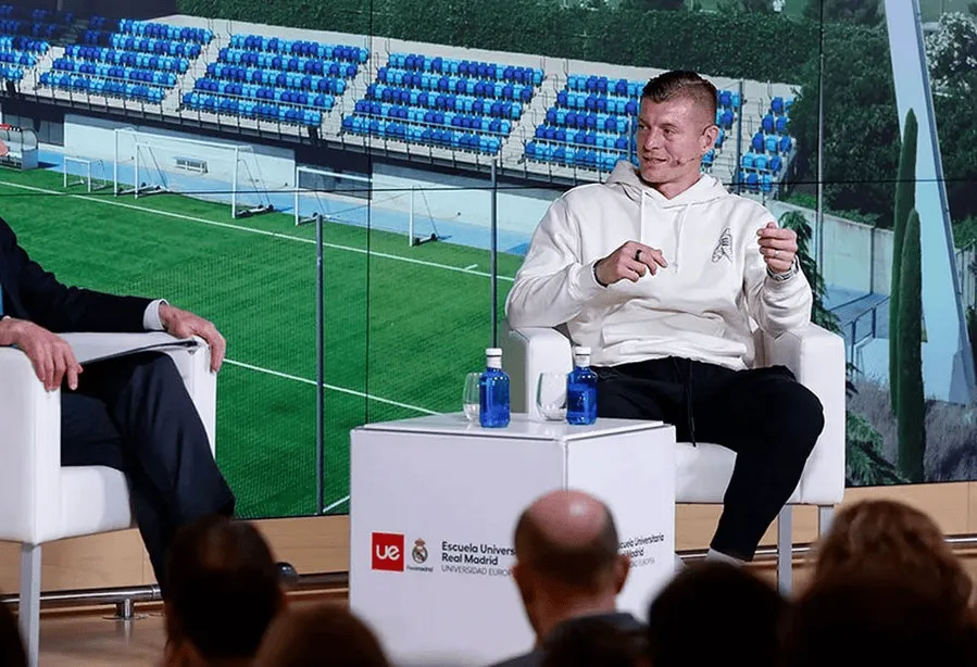 罗马诺：老佛爷想克罗斯回归任职，视他皇马形象完美代言人